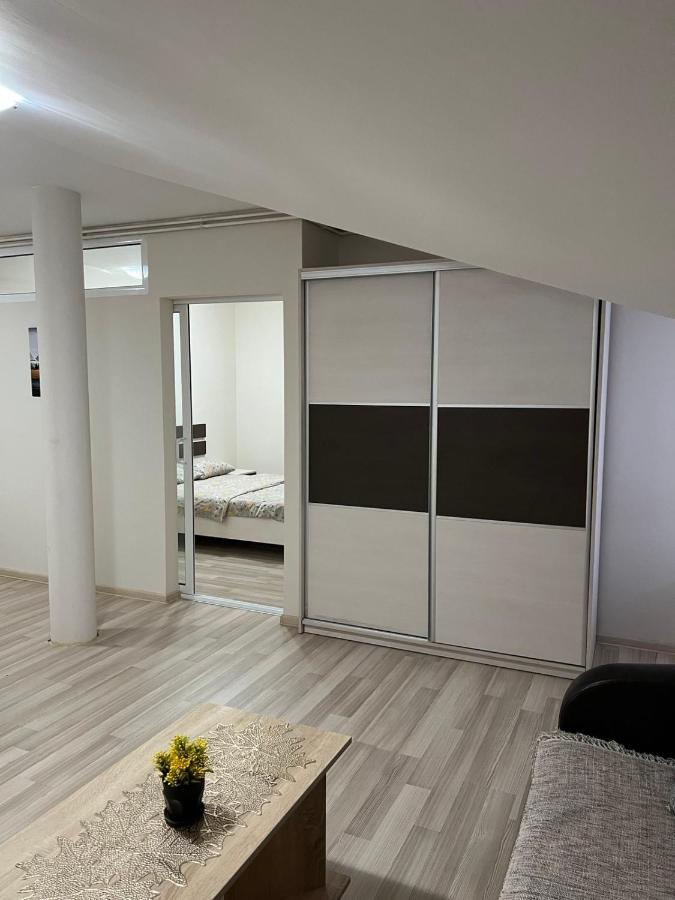 Apartmani Vrla Vladicin Han Bagian luar foto